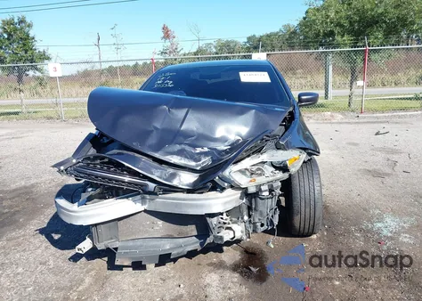 2013 Dodge Dart Sxt z USA, uszkodzony, nr VIN 1C3CDFBA9DD305316